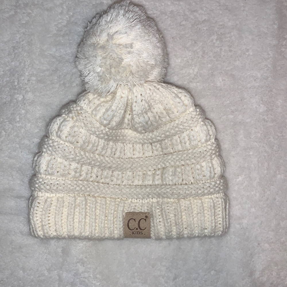 4 for $20 🫶🏻 Kids CC beanie